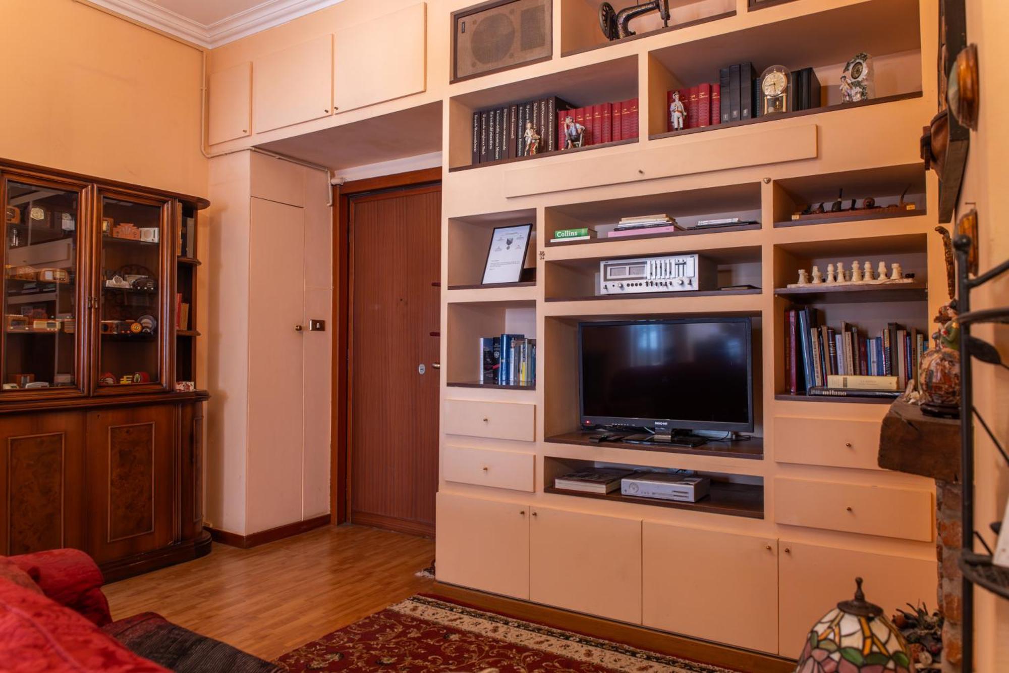 Duomo Walking Distance Elegant Flat With View Apartamento Milão Exterior foto