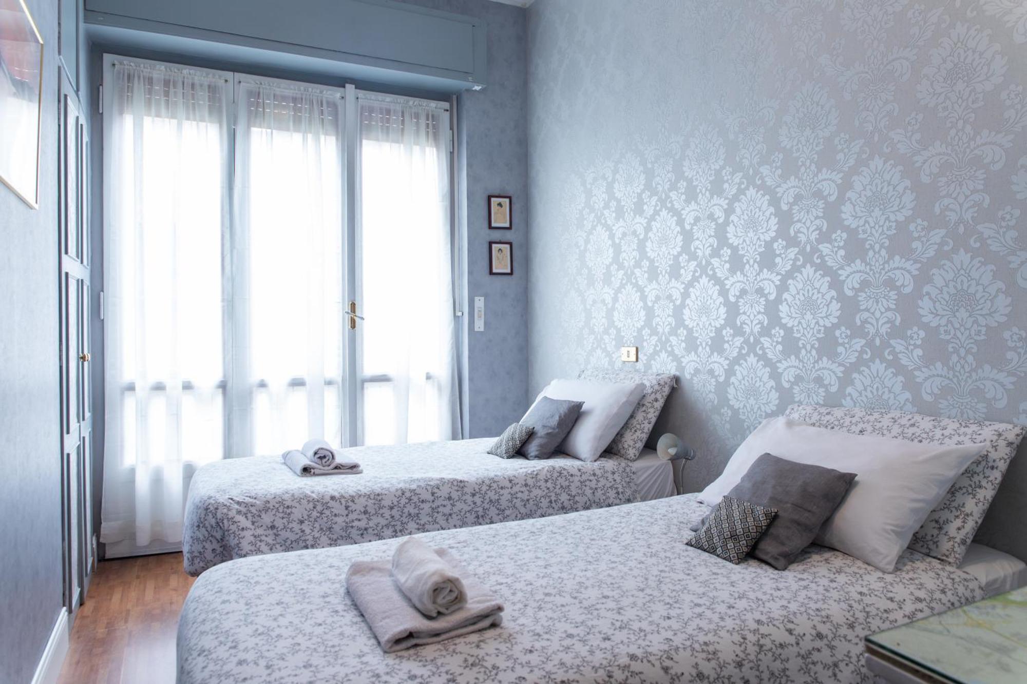 Duomo Walking Distance Elegant Flat With View Apartamento Milão Exterior foto