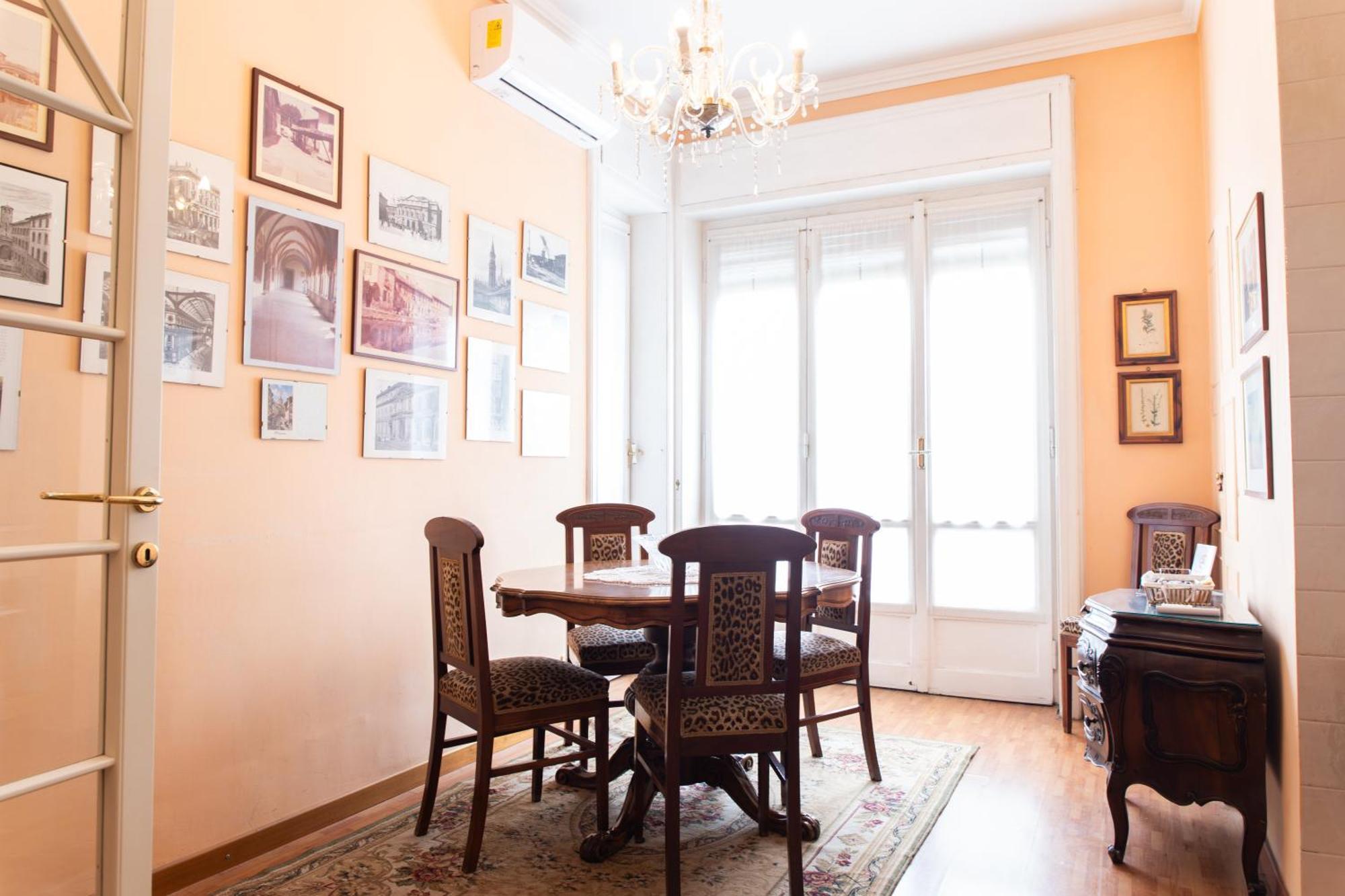 Duomo Walking Distance Elegant Flat With View Apartamento Milão Exterior foto