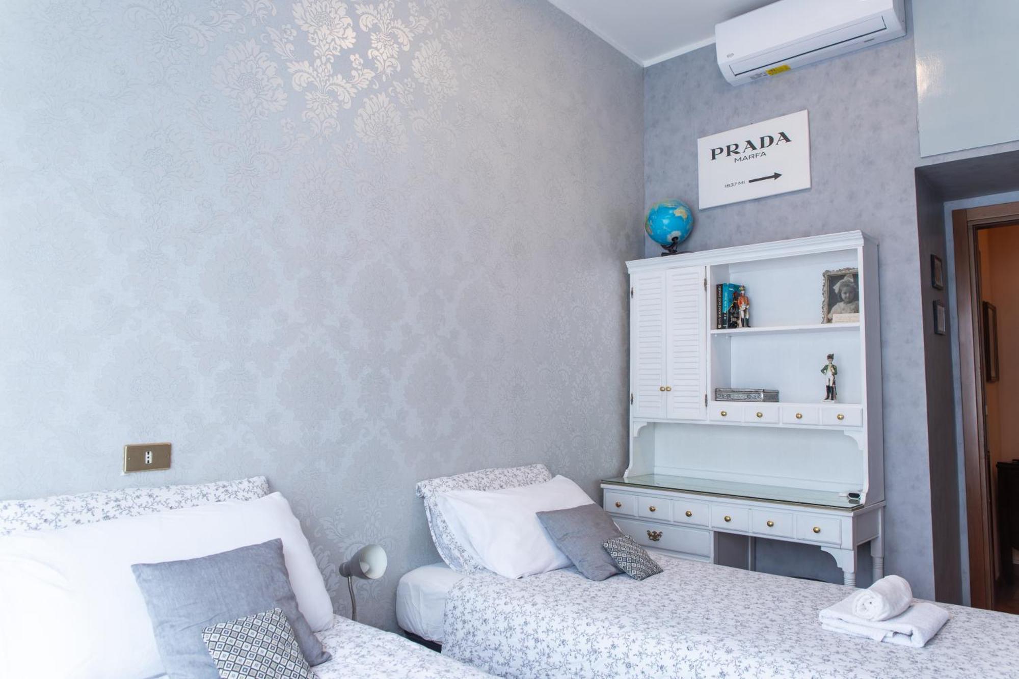 Duomo Walking Distance Elegant Flat With View Apartamento Milão Exterior foto